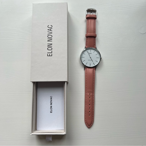 Watch - Picture 1 of 8